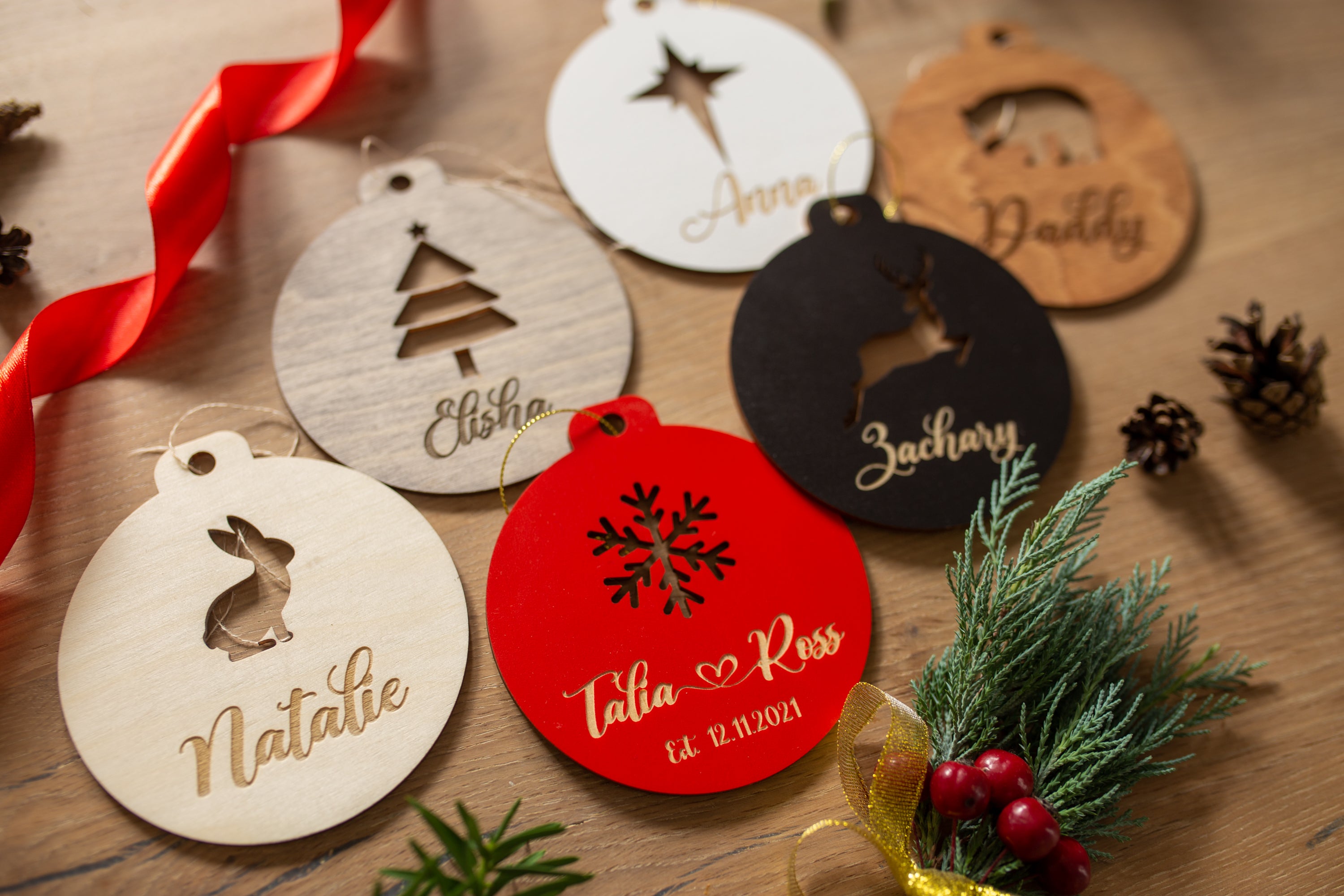 Personalized Christmas Ornaments, Unique Holiday Gifts in Bulk
