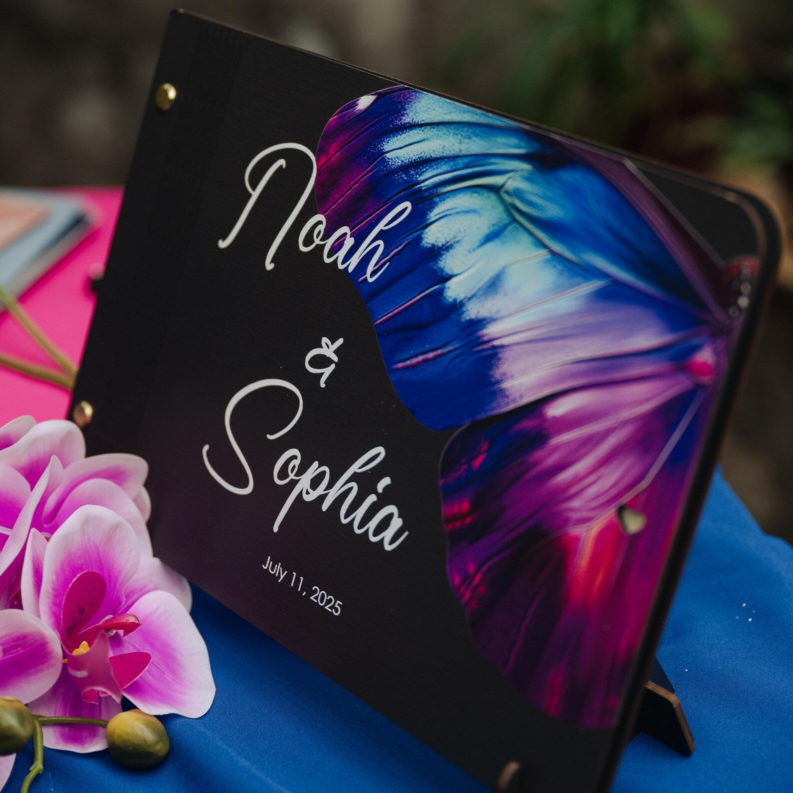 Livre d'or de mariage tropical personnalisé avec décor de papillons