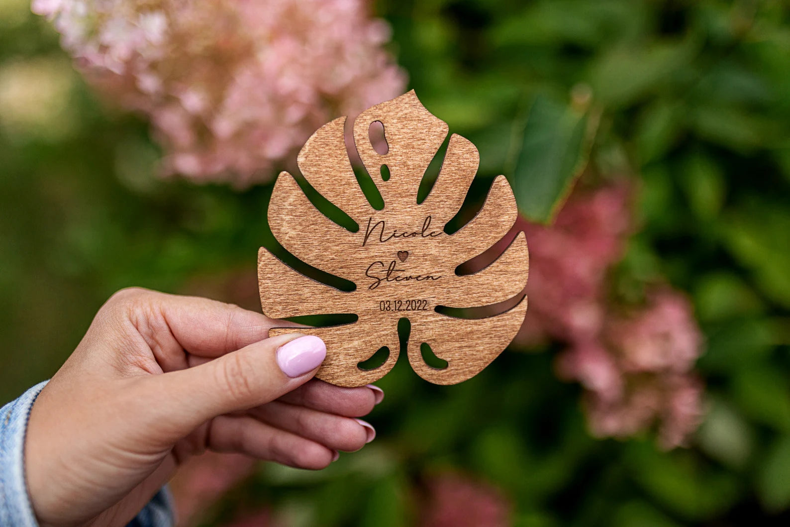 Cadeaux de mariage tropicaux Monstera