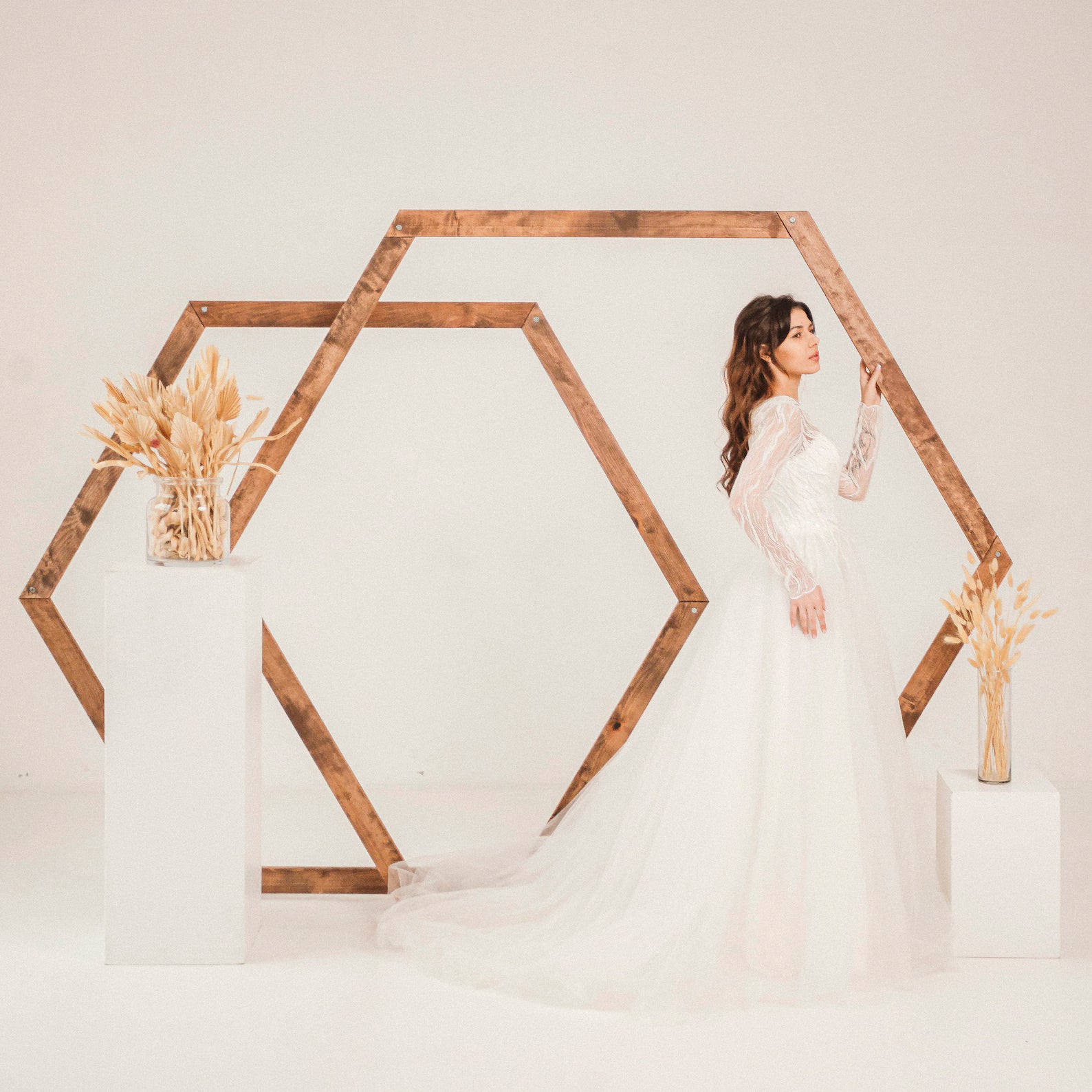 Wooden Wedding Arch: Hexagon, Triangle & Ruby-Shaped Wooden Arbor Backdrop