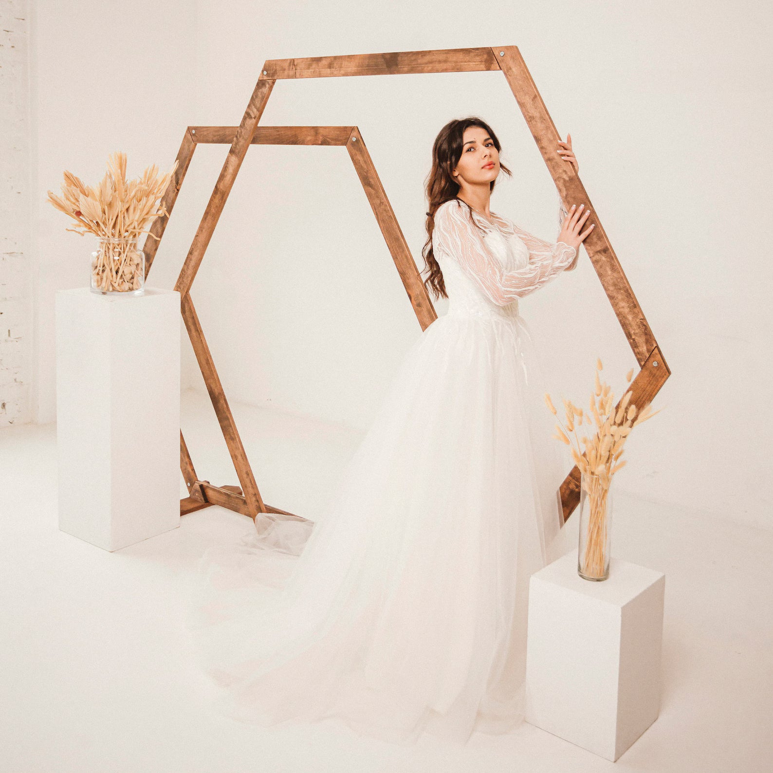 Wooden Wedding Arch: Hexagon, Triangle & Ruby-Shaped Wooden Arbor Backdrop