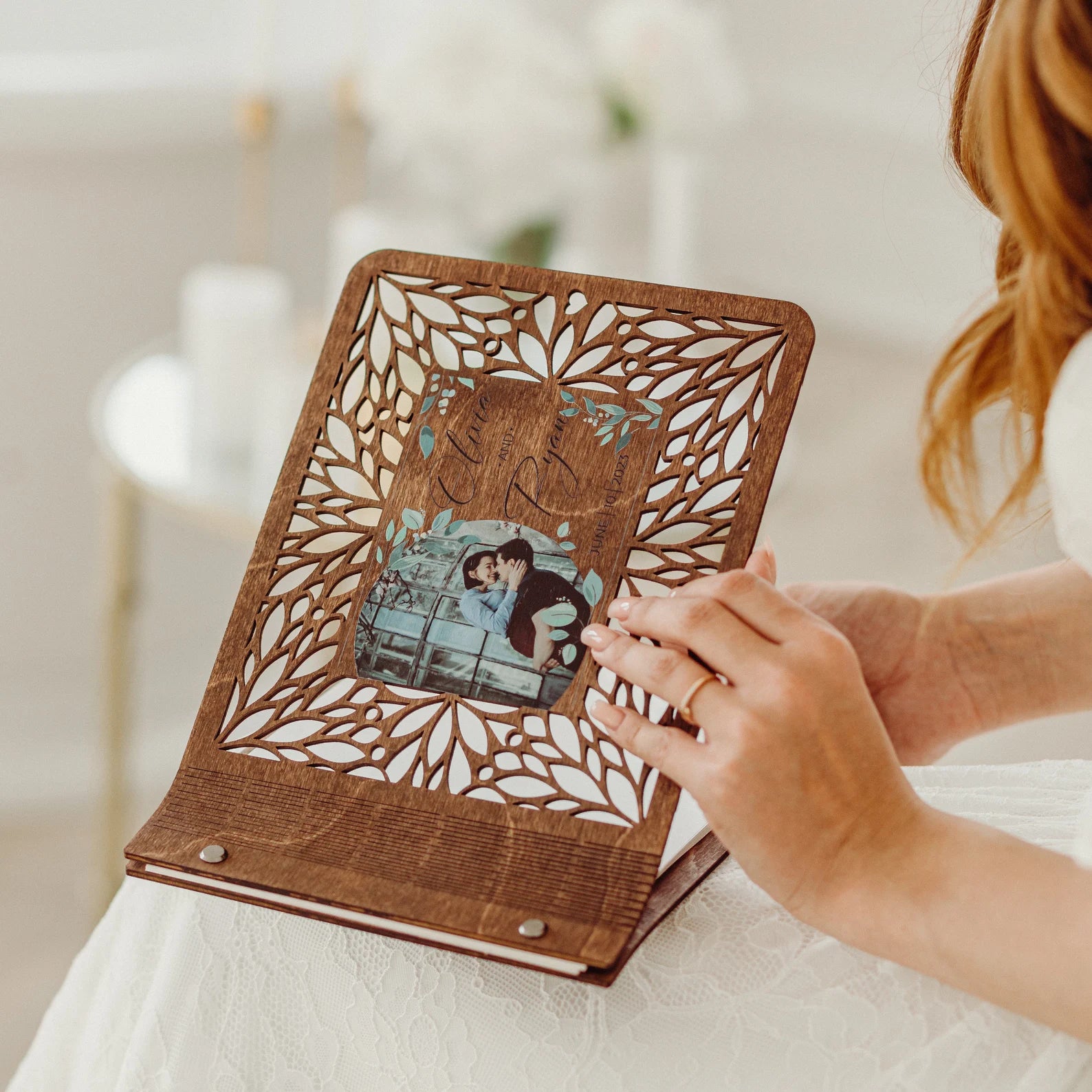 Personalisiertes Hochzeitsgästebuch mit Bild, individuelles Notizbuch mit Holzeinband