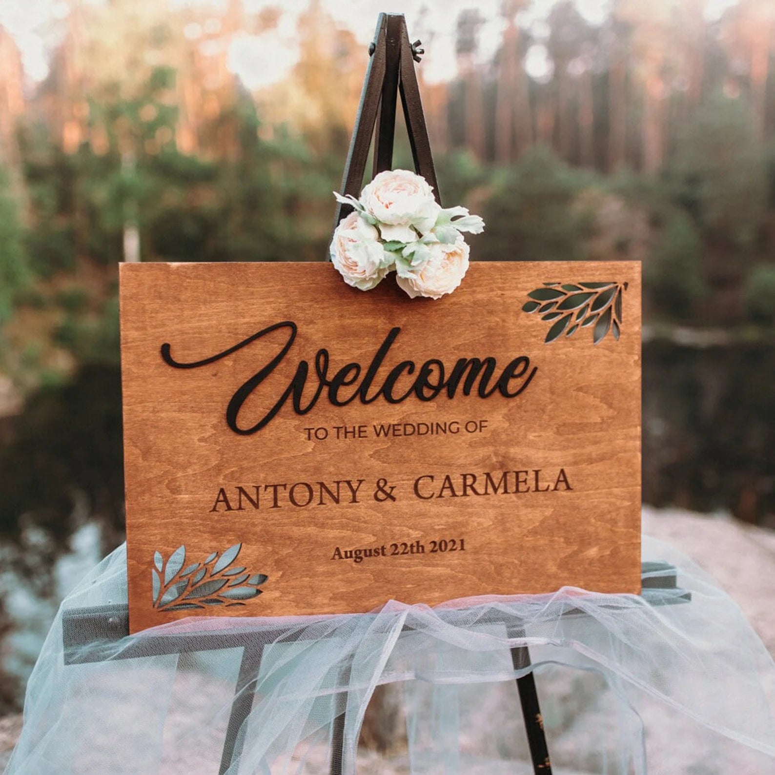Personalisiertes Willkommensschild zur Hochzeit