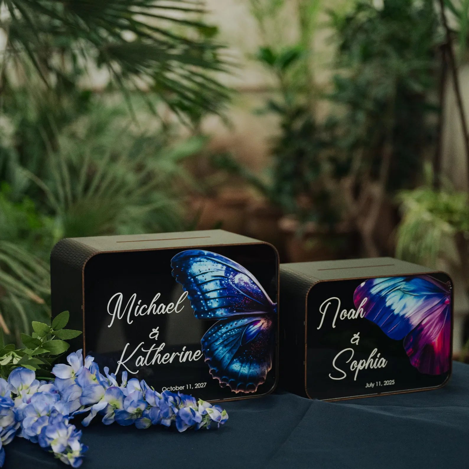 Boîte à cartes de mariage tropicale avec imprimé papillon