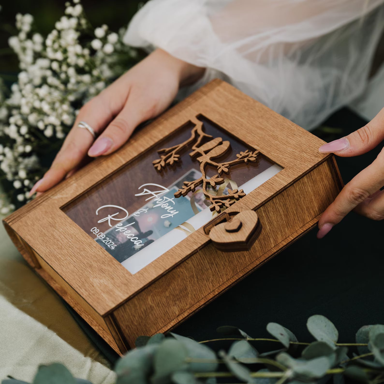 Custom Wedding Memory Box, Rustic Wedding Keepsake Book