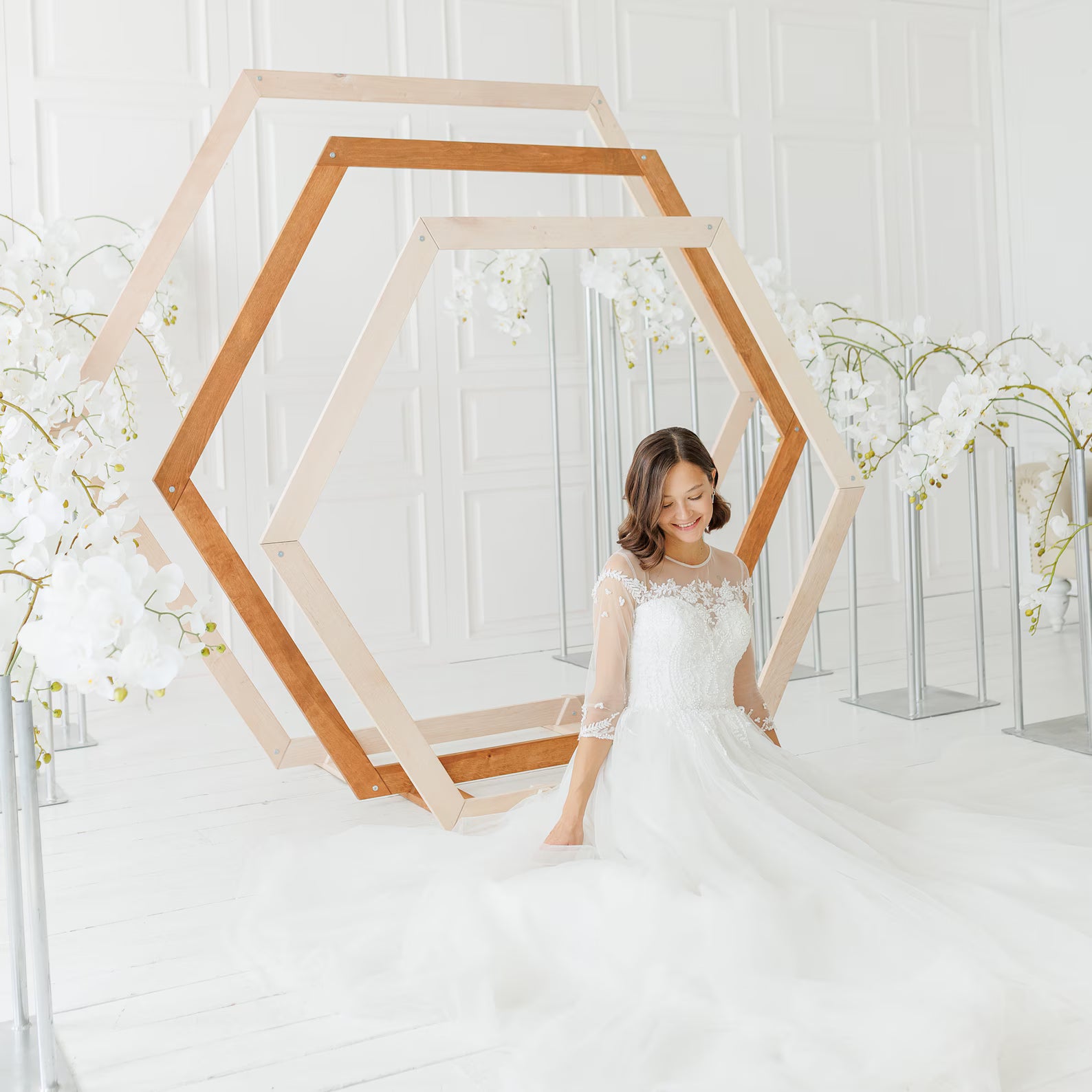Wooden Wedding Arch: Hexagon, Triangle & Ruby-Shaped Wooden Arbor Backdrop