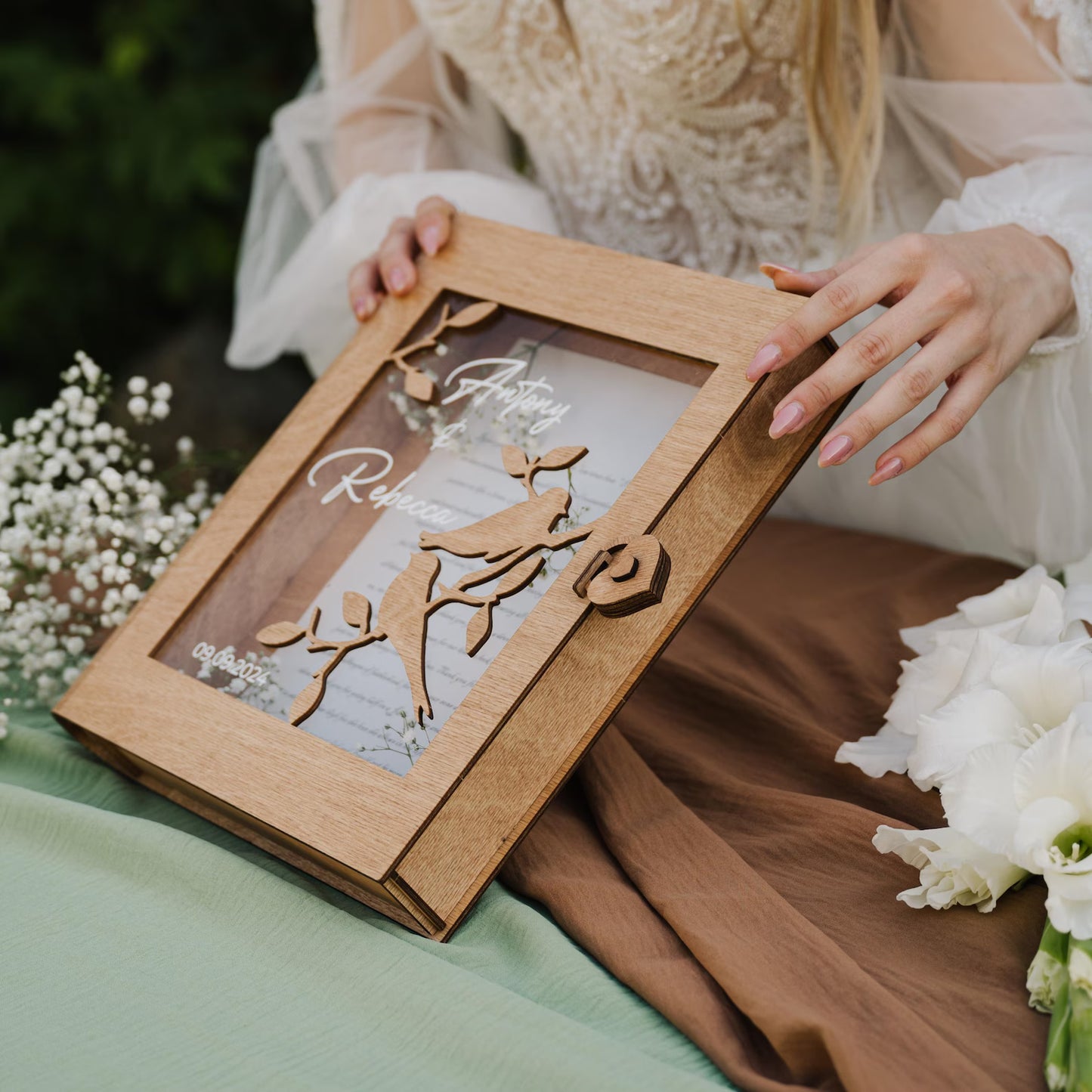 Custom Wedding Memory Box, Rustic Wedding Keepsake Book